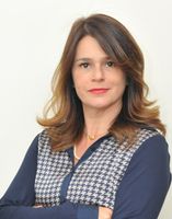 Portrait of Denise Alvarenga